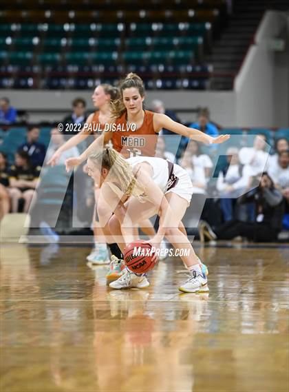 Thumbnail 1 in Mead vs. Windsor (CHSAA 4A Final Four) photogallery.