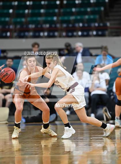Thumbnail 1 in Mead vs. Windsor (CHSAA 4A Final Four) photogallery.