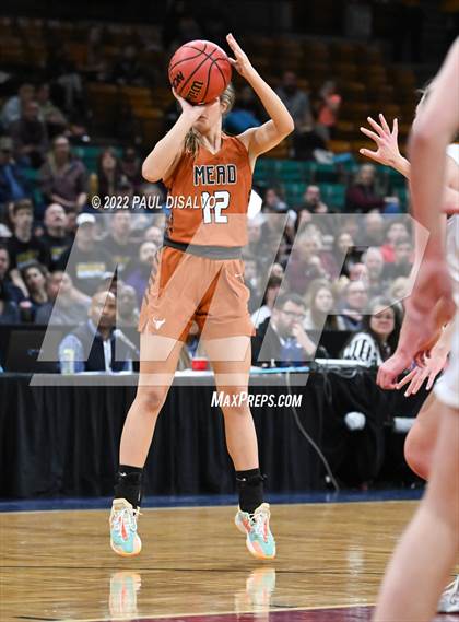 Thumbnail 1 in Mead vs. Windsor (CHSAA 4A Final Four) photogallery.