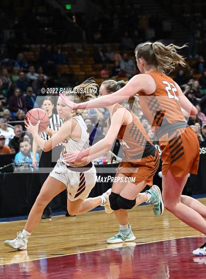 Thumbnail 2 in Mead vs. Windsor (CHSAA 4A Final Four) photogallery.