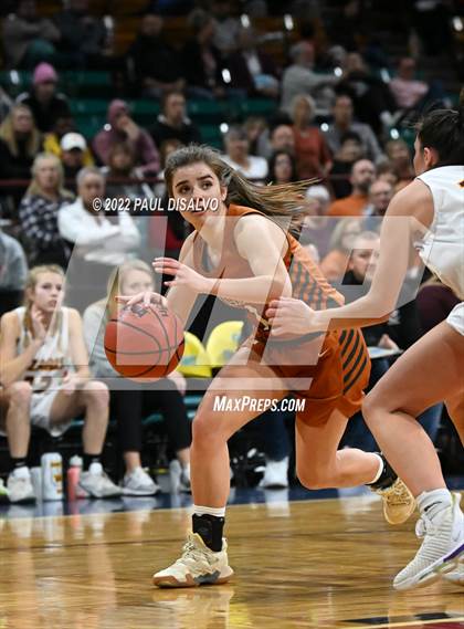 Thumbnail 1 in Mead vs. Windsor (CHSAA 4A Final Four) photogallery.
