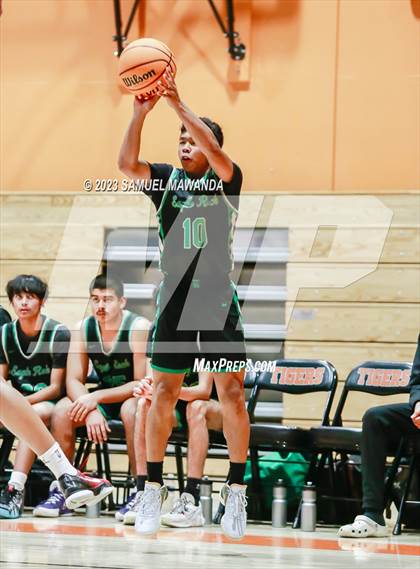 Thumbnail 3 in Crossroads vs Eagle Rock (2023 SoCal Christmas Classic) photogallery.
