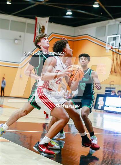 Thumbnail 3 in Crossroads vs Eagle Rock (2023 SoCal Christmas Classic) photogallery.