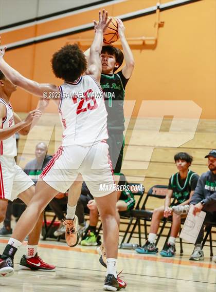 Thumbnail 3 in Crossroads vs Eagle Rock (2023 SoCal Christmas Classic) photogallery.