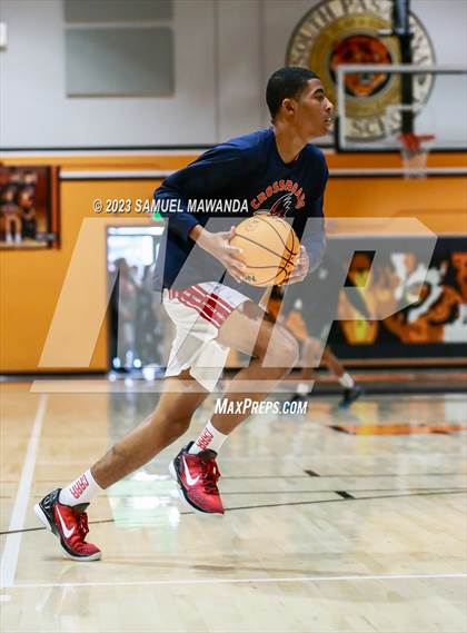 Thumbnail 3 in Crossroads vs Eagle Rock (2023 SoCal Christmas Classic) photogallery.