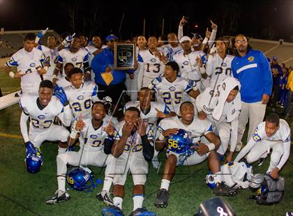 Thumbnail 3 in Narbonne vs. Crenshaw (CIF LA City Section D1 Final) photogallery.