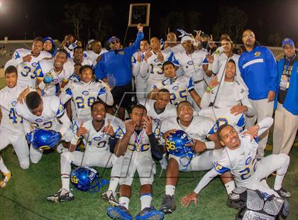Thumbnail 3 in Narbonne vs. Crenshaw (CIF LA City Section D1 Final) photogallery.