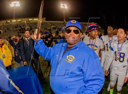 Thumbnail 3 in Narbonne vs. Crenshaw (CIF LA City Section D1 Final) photogallery.