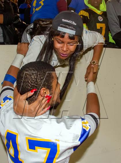 Thumbnail 1 in Narbonne vs. Crenshaw (CIF LA City Section D1 Final) photogallery.