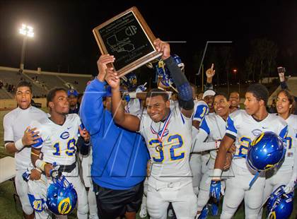 Thumbnail 3 in Narbonne vs. Crenshaw (CIF LA City Section D1 Final) photogallery.