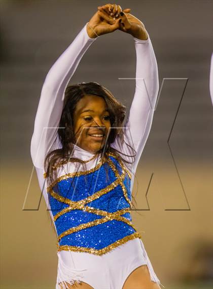 Thumbnail 1 in Narbonne vs. Crenshaw (CIF LA City Section D1 Final) photogallery.