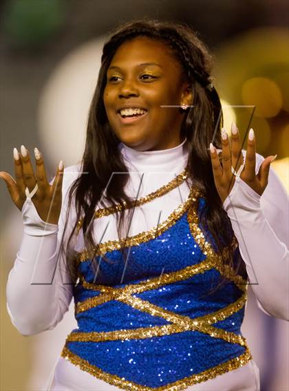 Thumbnail 1 in Narbonne vs. Crenshaw (CIF LA City Section D1 Final) photogallery.