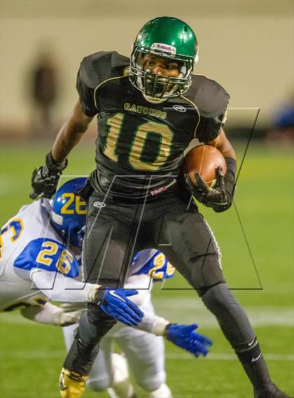 Thumbnail 1 in Narbonne vs. Crenshaw (CIF LA City Section D1 Final) photogallery.