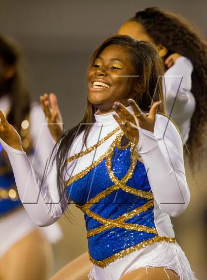 Thumbnail 1 in Narbonne vs. Crenshaw (CIF LA City Section D1 Final) photogallery.