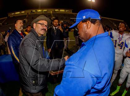 Thumbnail 3 in Narbonne vs. Crenshaw (CIF LA City Section D1 Final) photogallery.