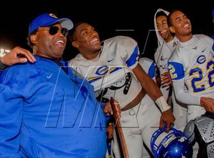 Thumbnail 3 in Narbonne vs. Crenshaw (CIF LA City Section D1 Final) photogallery.
