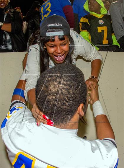Thumbnail 2 in Narbonne vs. Crenshaw (CIF LA City Section D1 Final) photogallery.