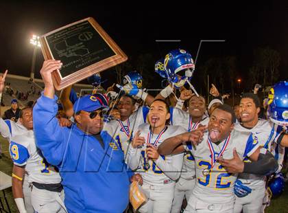 Thumbnail 2 in Narbonne vs. Crenshaw (CIF LA City Section D1 Final) photogallery.