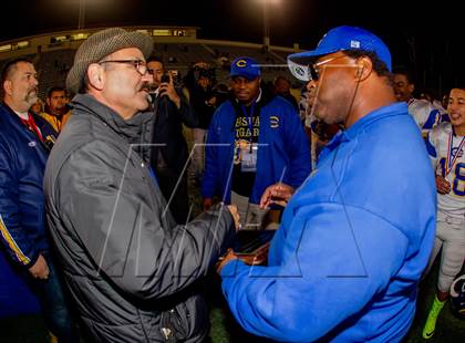 Thumbnail 2 in Narbonne vs. Crenshaw (CIF LA City Section D1 Final) photogallery.