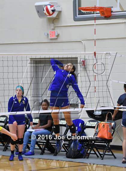 Thumbnail 3 in Clemens vs Brandeis (NEISD Invitational) photogallery.