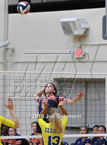 Thumbnail 2 in Clemens vs Brandeis (NEISD Invitational) photogallery.