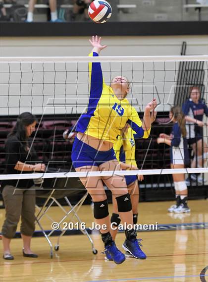 Thumbnail 3 in Clemens vs Brandeis (NEISD Invitational) photogallery.