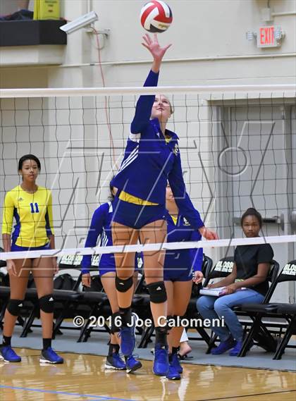 Thumbnail 3 in Clemens vs Brandeis (NEISD Invitational) photogallery.