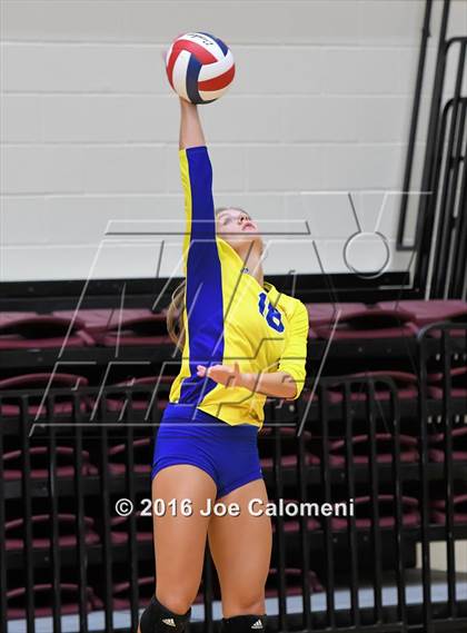 Thumbnail 3 in Clemens vs Brandeis (NEISD Invitational) photogallery.