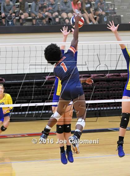 Thumbnail 3 in Clemens vs Brandeis (NEISD Invitational) photogallery.