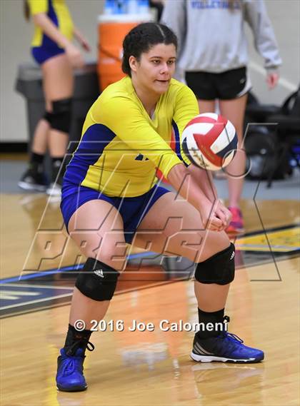 Thumbnail 3 in Clemens vs Brandeis (NEISD Invitational) photogallery.