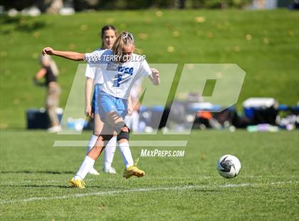 Thumbnail 2 in Waterford vs. Beaver (UHSAA 2A Quarterfinal) photogallery.