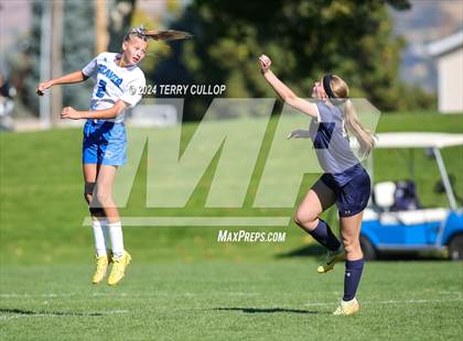 Thumbnail 2 in Waterford vs. Beaver (UHSAA 2A Quarterfinal) photogallery.