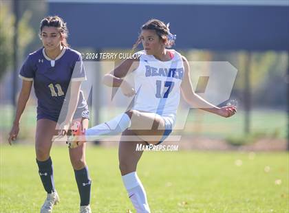Thumbnail 1 in Waterford vs. Beaver (UHSAA 2A Quarterfinal) photogallery.