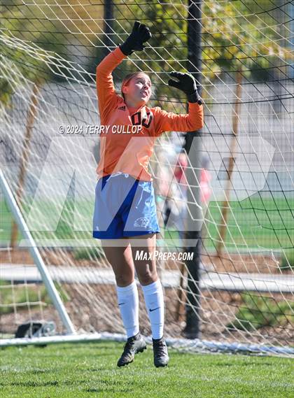 Thumbnail 2 in Waterford vs. Beaver (UHSAA 2A Quarterfinal) photogallery.
