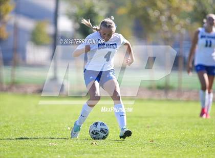 Thumbnail 3 in Waterford vs. Beaver (UHSAA 2A Quarterfinal) photogallery.