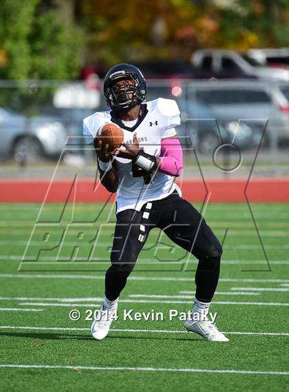 Thumbnail 1 in Valley Regional/Old Lyme @ Coginchaug Regional photogallery.