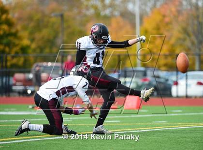 Thumbnail 2 in Valley Regional/Old Lyme @ Coginchaug Regional photogallery.