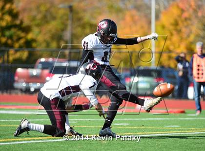 Thumbnail 1 in Valley Regional/Old Lyme @ Coginchaug Regional photogallery.