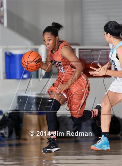 Thumbnail 3 in Dobie [J. Frank] vs. Sam Rayburn (McDonald's Texas Invitational) photogallery.