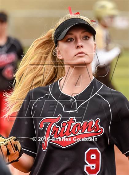 Thumbnail 1 in Canyon vs. San Clemente photogallery.