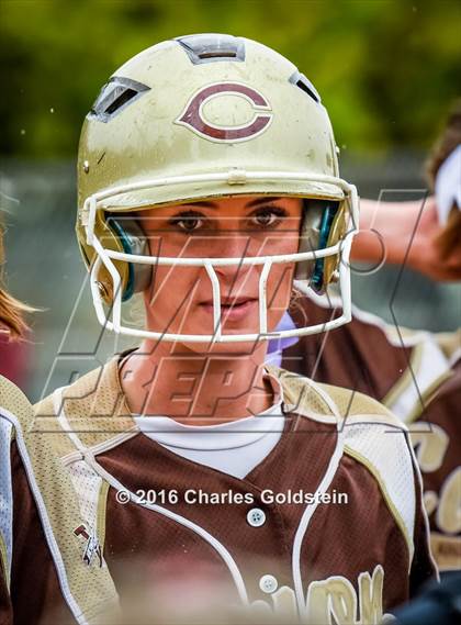 Thumbnail 3 in Canyon vs. San Clemente photogallery.