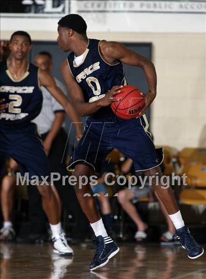 Thumbnail 2 in Grace Prep vs. Cincinnati Taft  (City of Palms Classic) photogallery.
