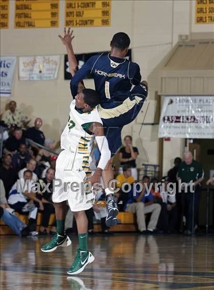 Thumbnail 3 in Grace Prep vs. Cincinnati Taft  (City of Palms Classic) photogallery.