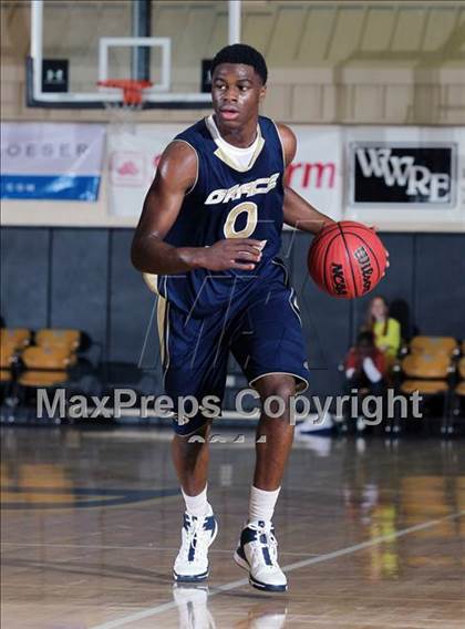 Thumbnail 3 in Grace Prep vs. Cincinnati Taft  (City of Palms Classic) photogallery.