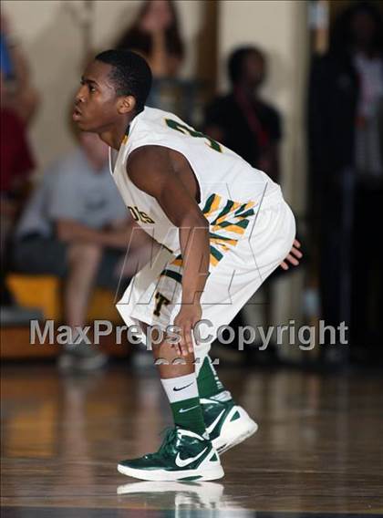 Thumbnail 3 in Grace Prep vs. Cincinnati Taft  (City of Palms Classic) photogallery.