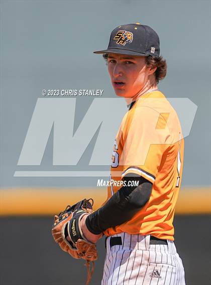 Thumbnail 2 in Ridgeview vs. St. Helens (Coach Bob Tournament) photogallery.