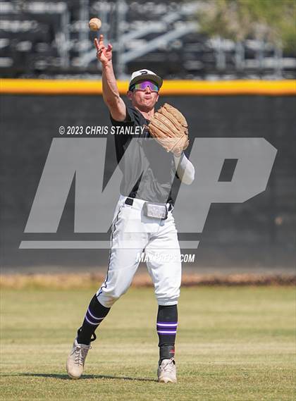 Thumbnail 3 in Ridgeview vs. St. Helens (Coach Bob Tournament) photogallery.