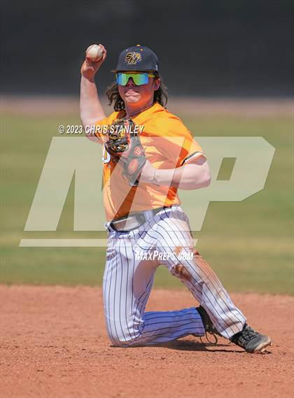 Thumbnail 3 in Ridgeview vs. St. Helens (Coach Bob Tournament) photogallery.