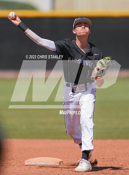 Thumbnail 2 in Ridgeview vs. St. Helens (Coach Bob Tournament) photogallery.