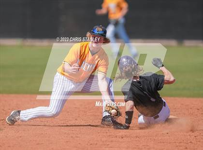 Thumbnail 3 in Ridgeview vs. St. Helens (Coach Bob Tournament) photogallery.